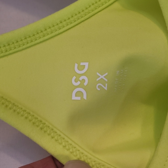 DCG Florescent Yellow Crop Tank Top Size 2X - Picture 4 of 12
